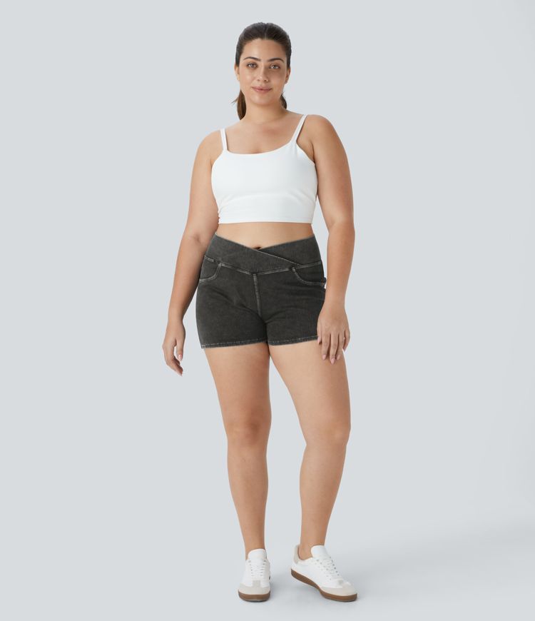 Halara Flex™ Plus Size Shorts mit hohem Bund und Crossover-Gesäßtasche, dehnbarer Denim-Strick 7,6 cm