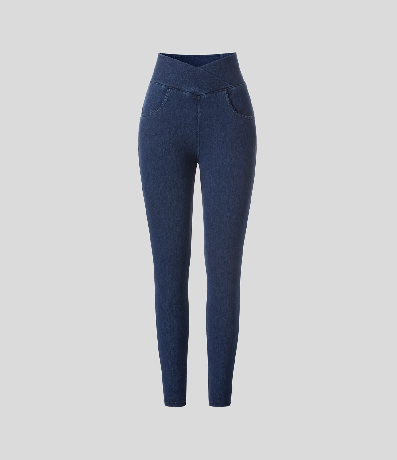 Halara Flex™ Denim Heat - 7/8-Leggings aus Denim mit hohem Crossover-Bund und Seitentaschen
