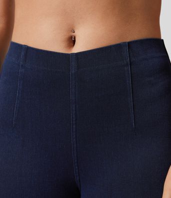 Halara Flex™ Leggings 7/8 Casual en Denim Tricot Extensible Taille Haute avec Dos en Forme de V et Poches Latérales Halara Flex™ Leggings 7/8 Casual en Denim Tricot Extensible Taille Haute avec Dos en Forme de V et Poches Latérales