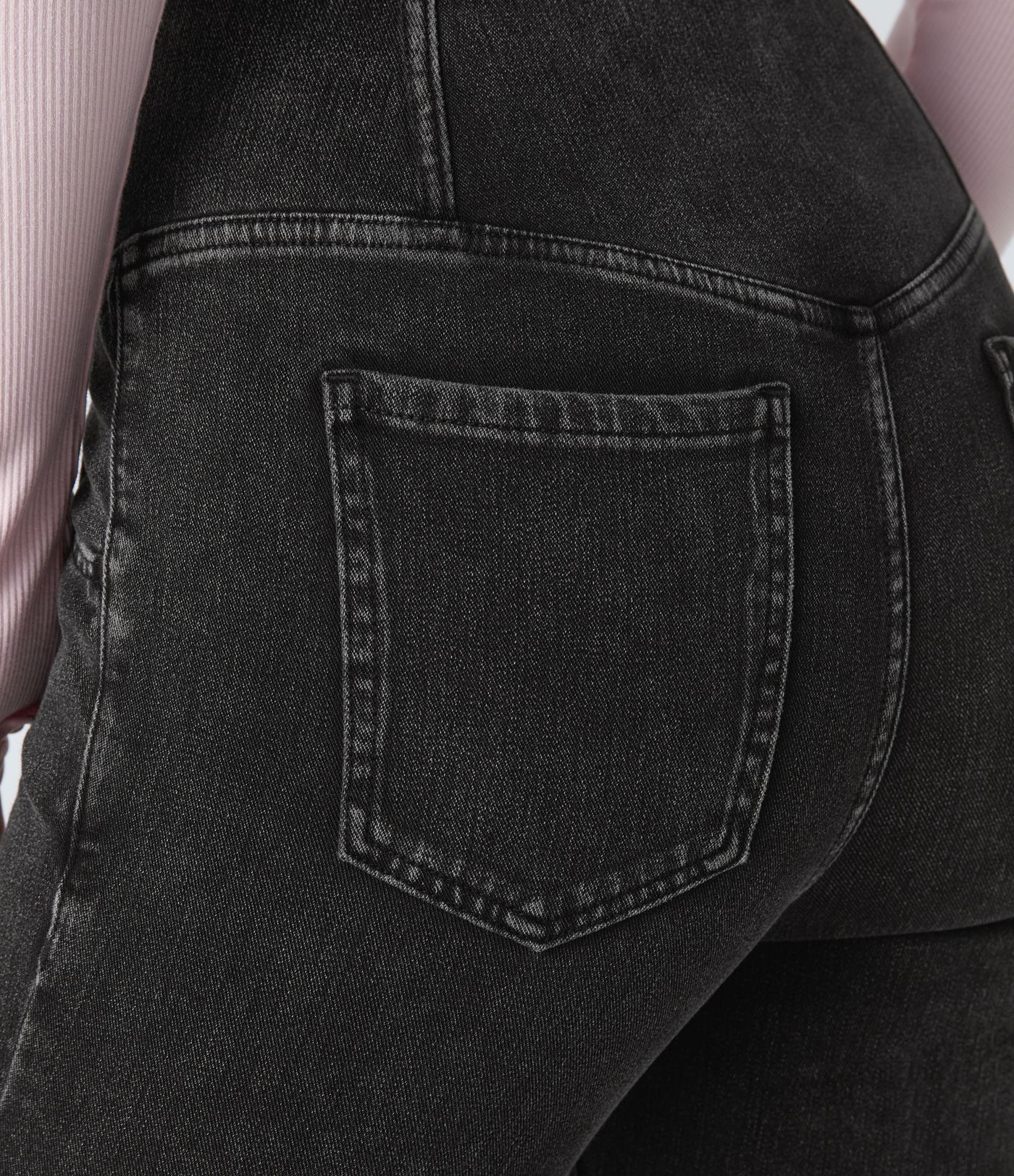 Halara Flex™ High Waisted Crossover Pocket Cool Touch Washed Casual Jeans