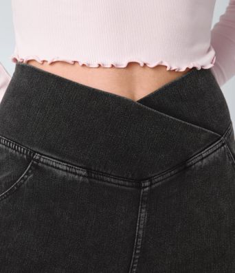 Halara Flex™ High Waisted Crossover Pocket Cool Touch Washed Casual Jeans