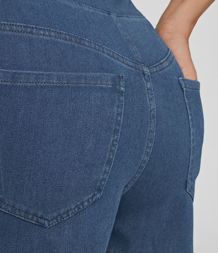 Halara Flex™ High Waisted Button Multiple Pockets  Breathable Washed Stretchy Knit Denim Casual Shorts 2.5''