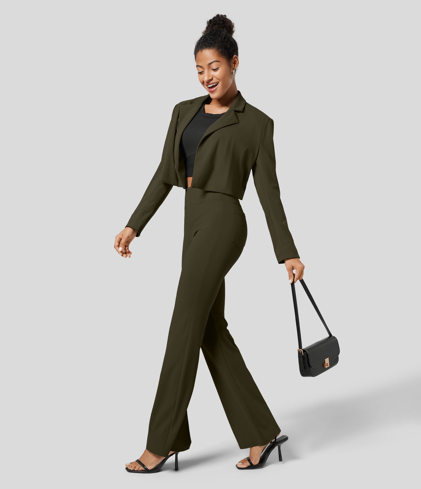 Pantalon tailleur légèrement évasé taille haute avec poches arrière Halara Flex™ SculptKnit