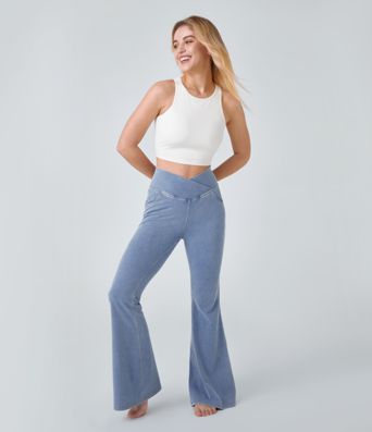 Halara Flex™ High Waisted Crossover Pocket Cool Touch Washed Casual Jeans