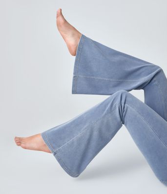 Halara Flex™ High Waisted Crossover Pocket Cool Touch Washed Casual Jeans