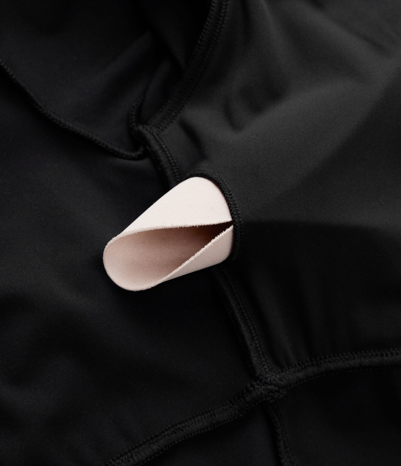 Softlyzero™ Airy, langärmliges 2-in-1 Pickleball-Minikleid mit Seitentaschen, Daumenloch, Cool-Touch und ausgestelltem Bein