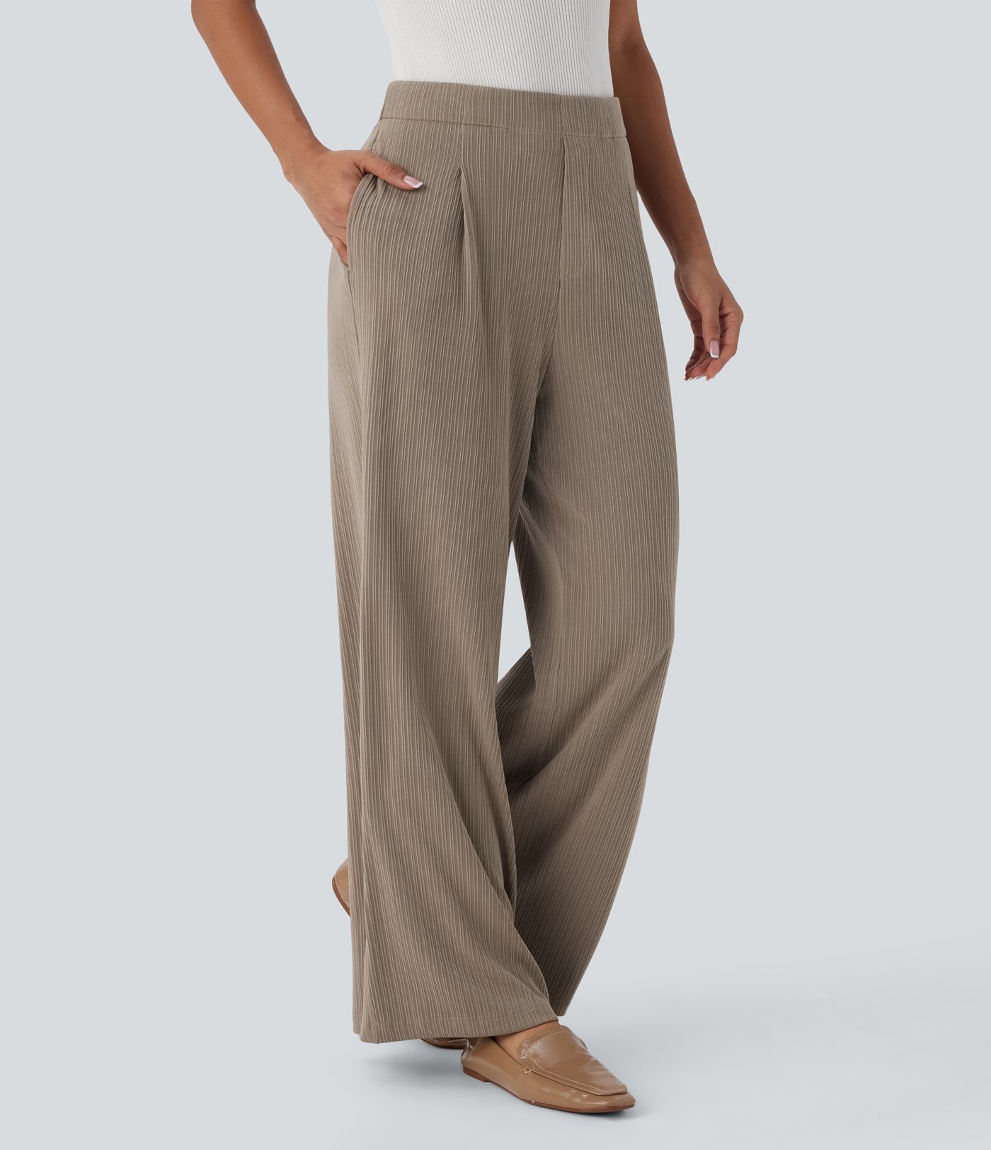 Stoffhose mit hohem Bund und weitem Bein