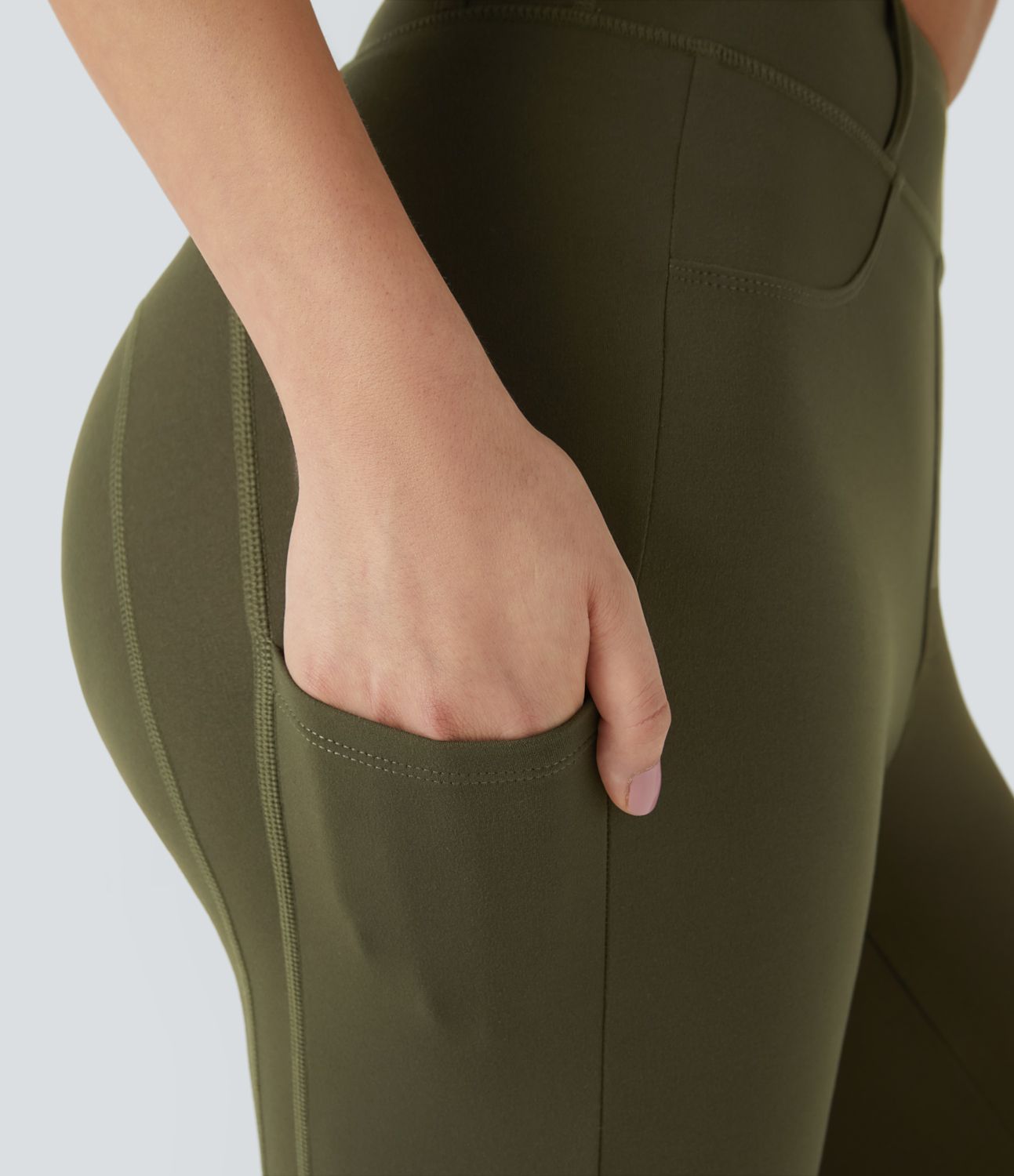 High-waisted side pocket contrast mesh 3/8 length yoga leggings