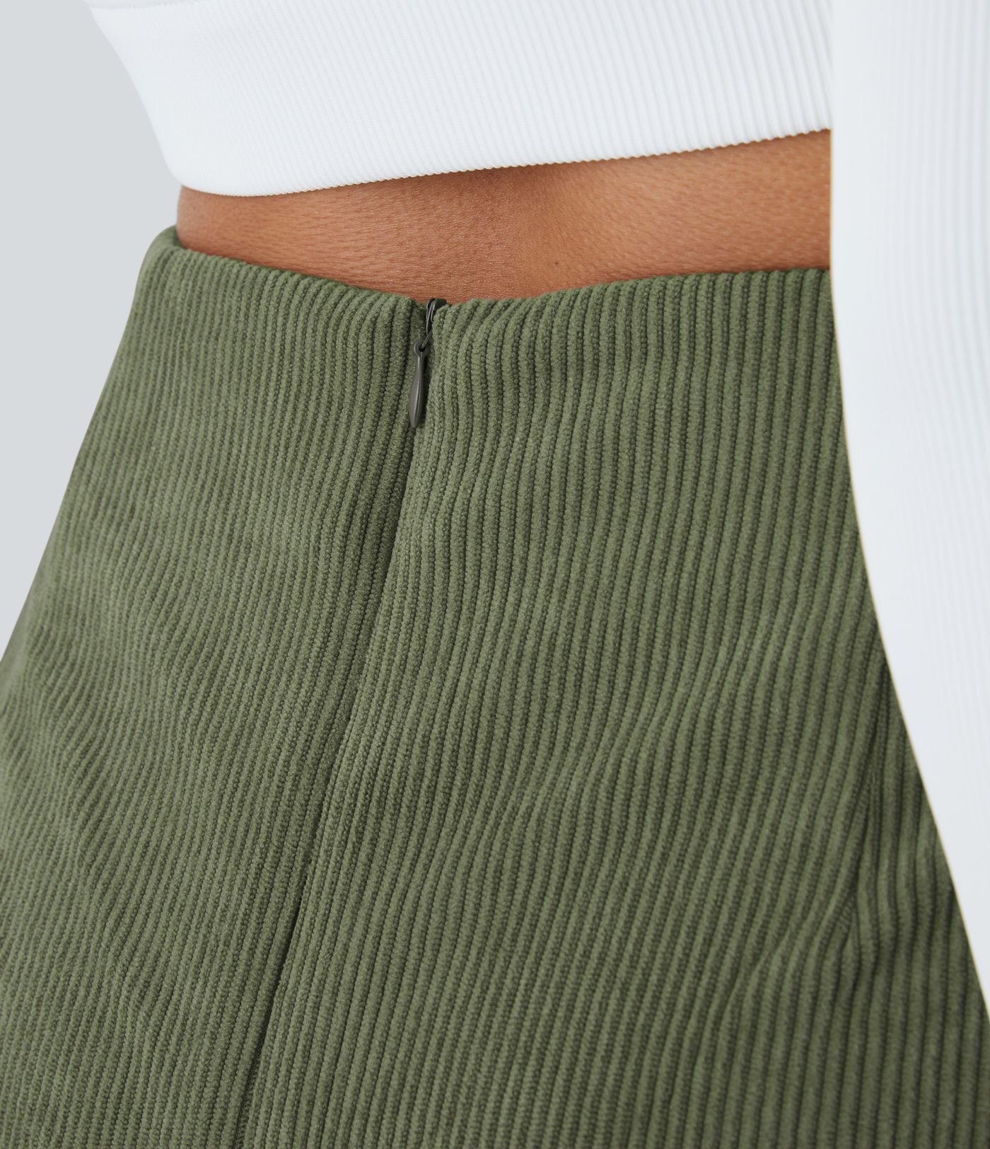 Freizeitrock aus Cord mit hoher Taille, Reißverschluss auf der Rückseite und geteiltem Saum