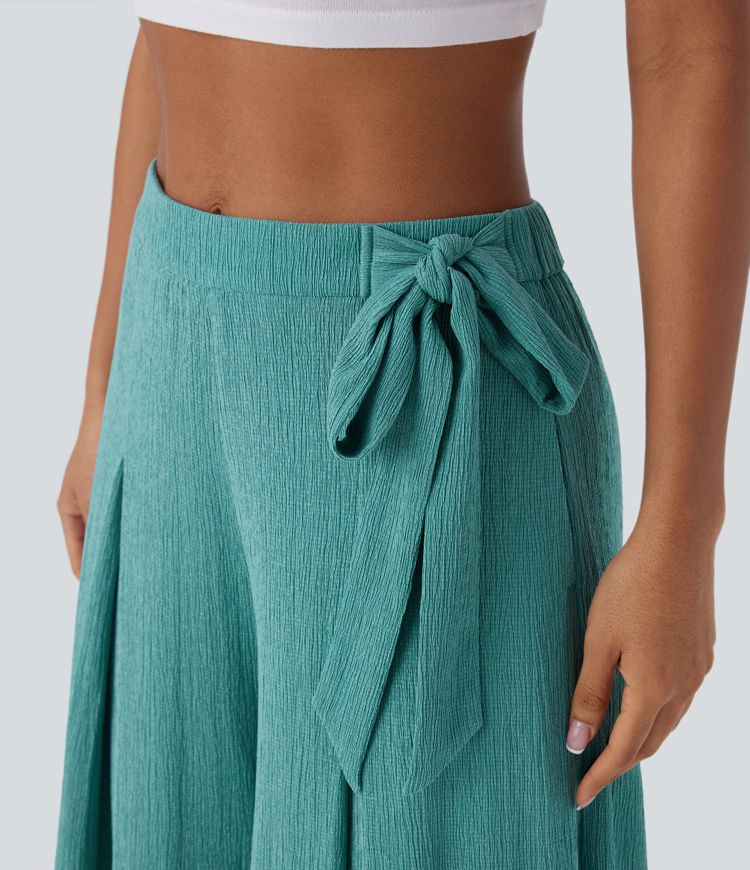 Fließende Freizeithose mit hohem Bund, Bindeband an der Seite und weitem Bein