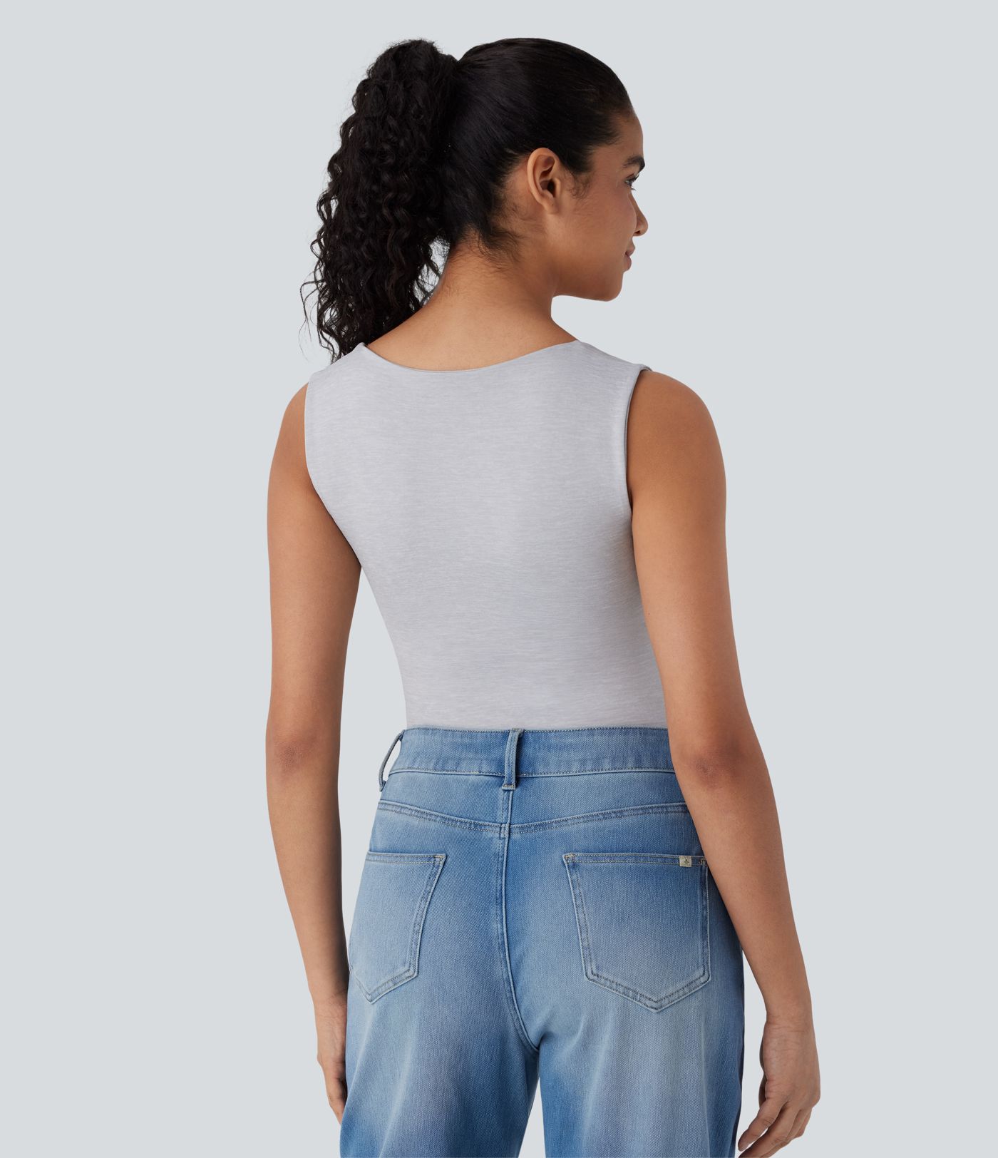 Seamless Flow U Neck Sleeveless 2-in-1 Lounge Top