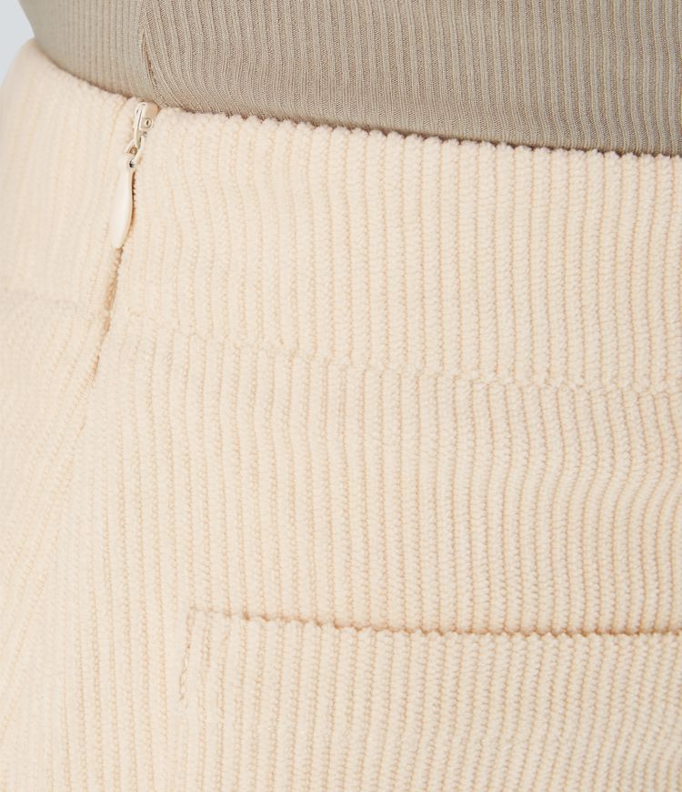 Lässiger 2-in-1 Mini-Hosenrock aus Cord mit hohem Bund, Knopfleiste und Reißverschluss