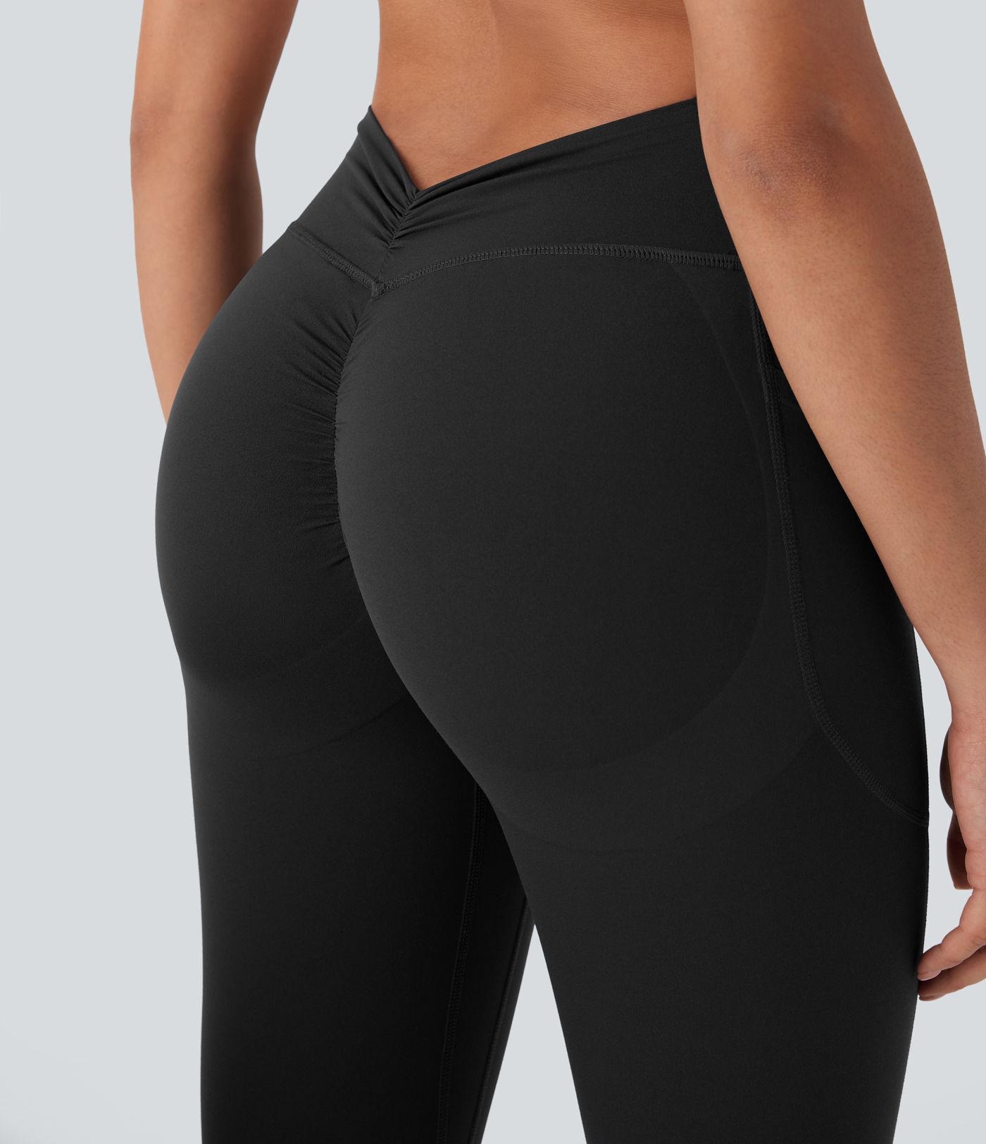 Legging de yoga gainant galbant taille haute avec fronces et poches Halara UltraSculpt™