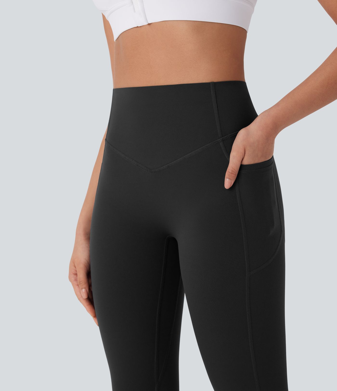 Legging de yoga gainant galbant taille haute avec fronces et poches Halara UltraSculpt™