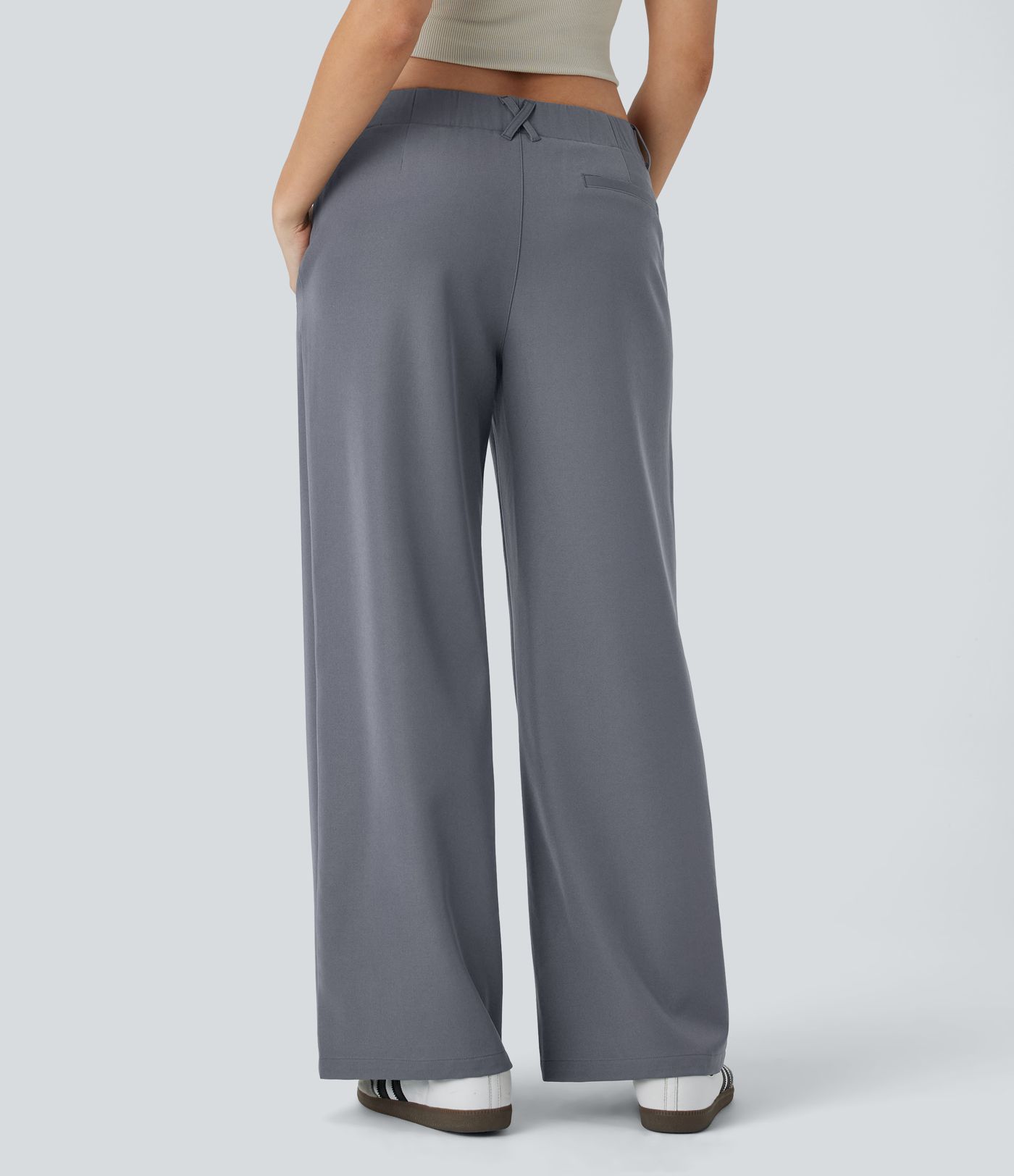 Pantalón pierna recta bolsillo lateral tiro bajo