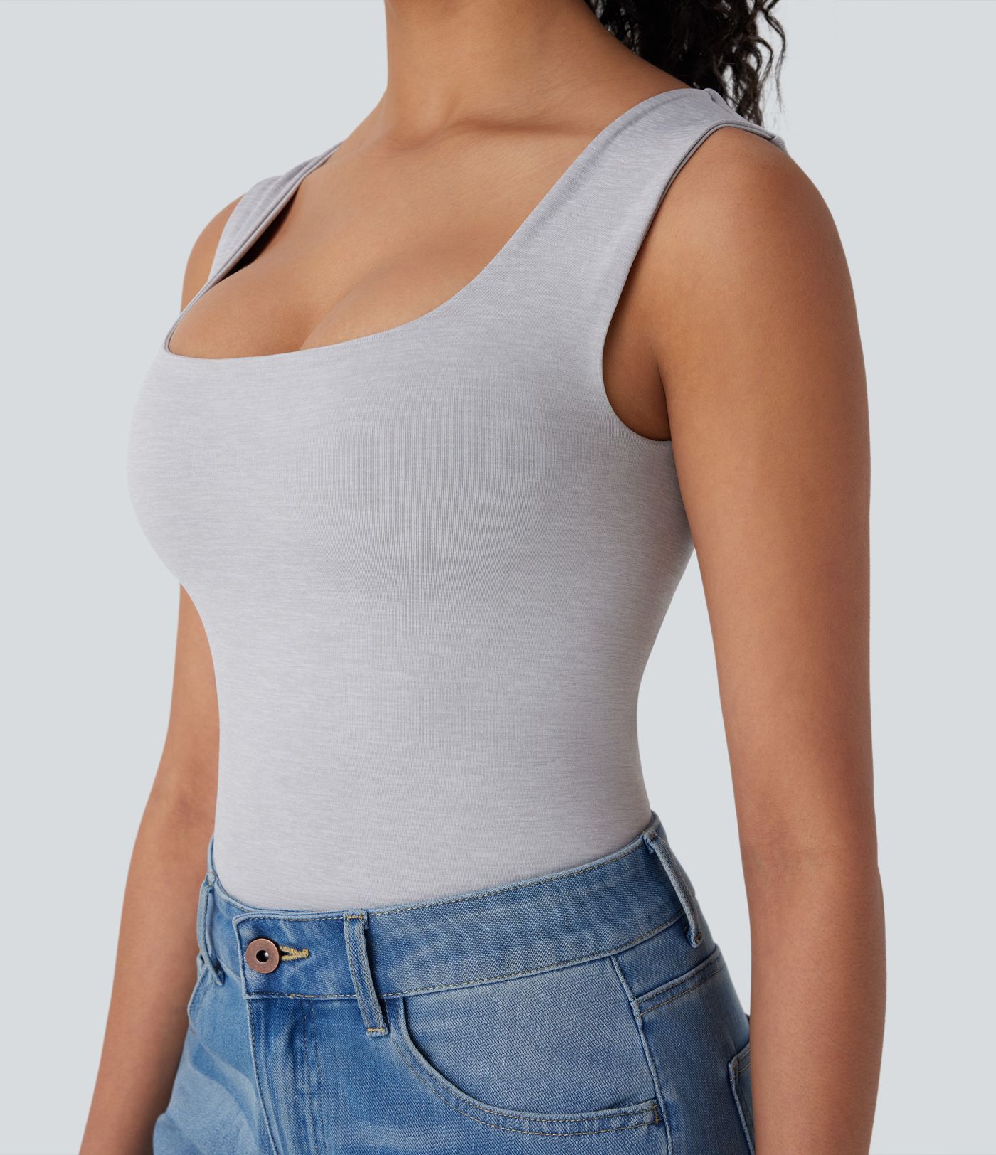 Seamless Flow U Neck Sleeveless 2-in-1 Lounge Top