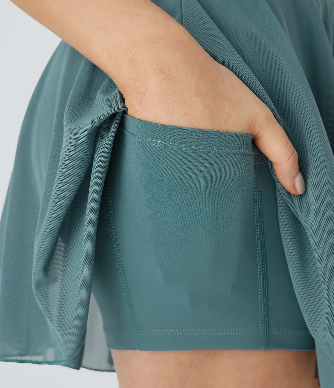  Lässiger 2-in-1 Flowy Minirock aus kontrastierendem Mesh mit hohem Bund, Kordelzug und Seitentaschen