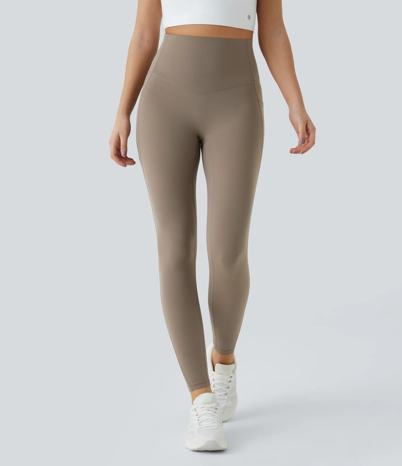 Capri-Leggings mit hohem Bund und seitlichen Taschen