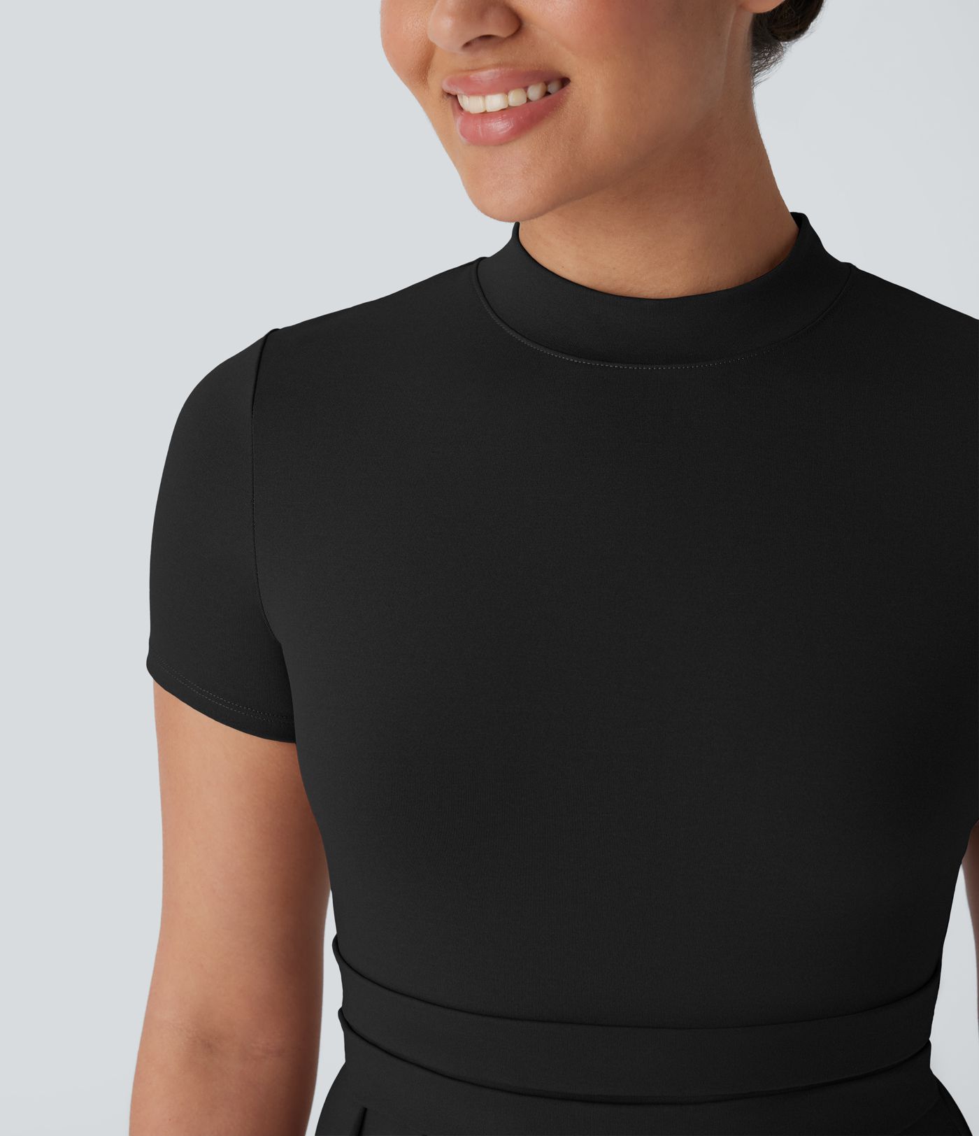 Vestido largo acampanado bolsillo lateral manga corta cuello alto