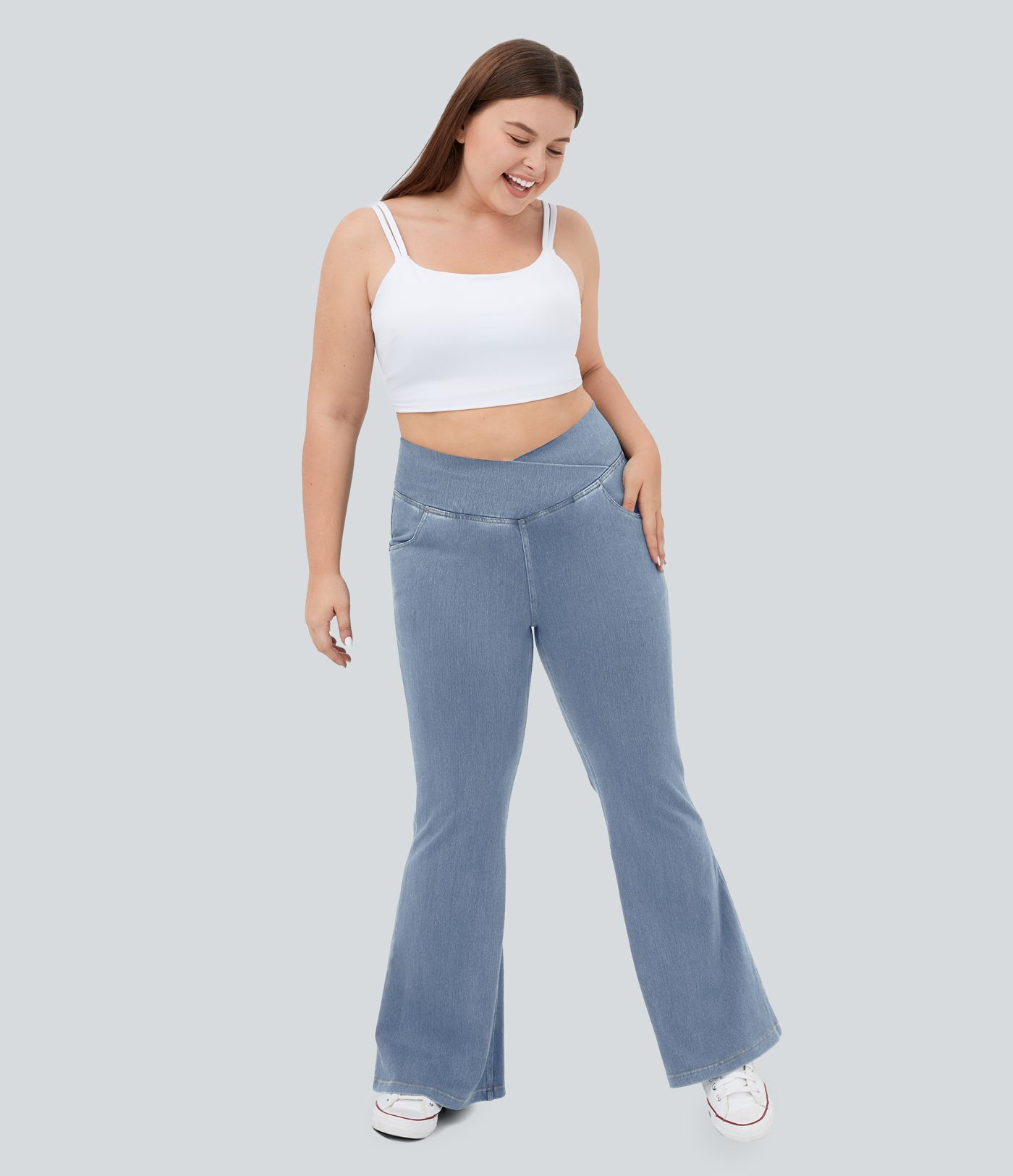 Jean décontracté Halara Flex™ taille haute avec poches, coupe croisée, toucher frais et respirant, grande taille