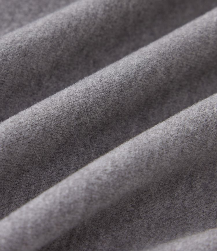 Haut thermique moulant à col cheminée, manches longues et fronces