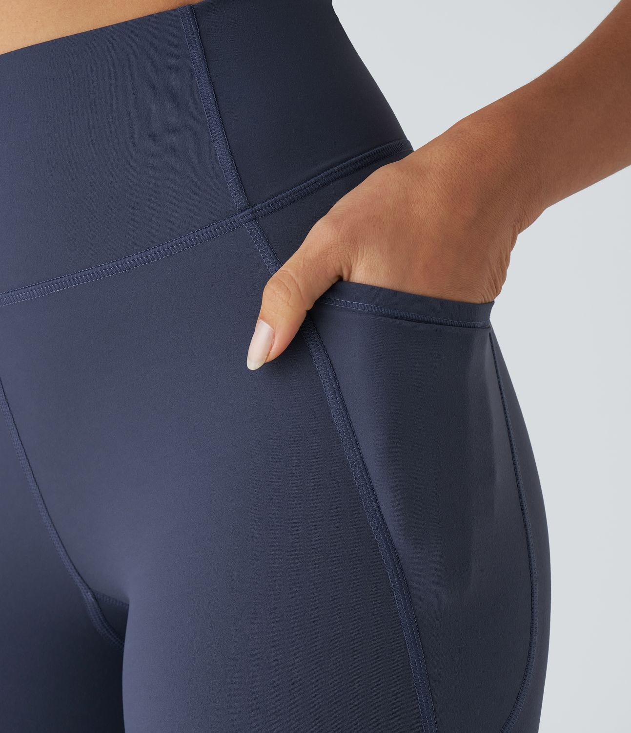 Pantalón corto Halara UltraSculpt™ SoCinched entrenamiento ciclista tiro alto control abdomen bolsillo lateral 17.5cm