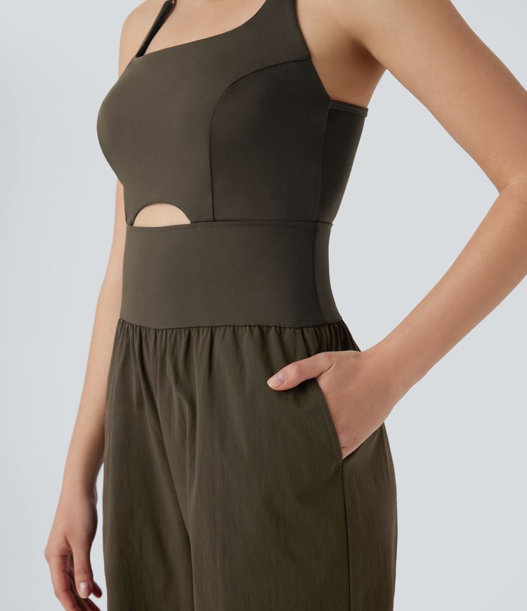 Mono cargo de senderismo impermeable con tejido resistente antidesgarro con espalda abierta cruzada y bolsillos laterales