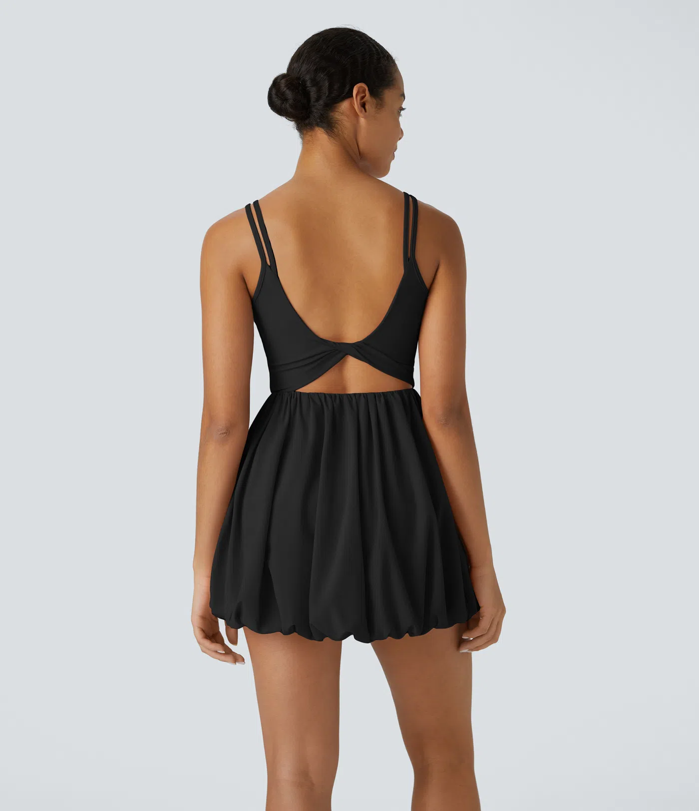 Breezeful™ Lässiges Mini-Blasenkleid mit U-Ausschnitt, doppelten Trägern, rückenfrei, Zopfmuster, ausgeschnittenen Seitentaschen, schnell trocknend