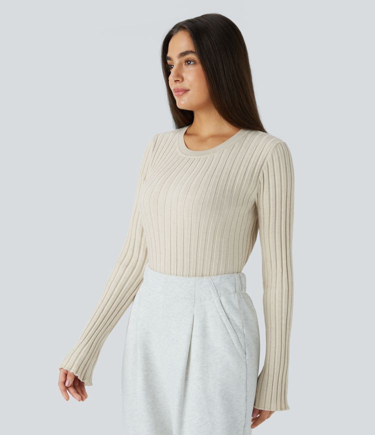 Suéter cuello redondo manga larga volante