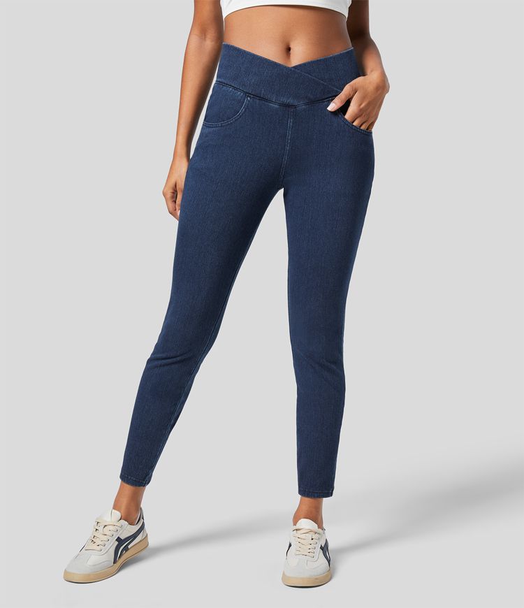 Halara Flex™ Denim Heat - 7/8-Leggings aus Denim mit hohem Crossover-Bund und Seitentaschen