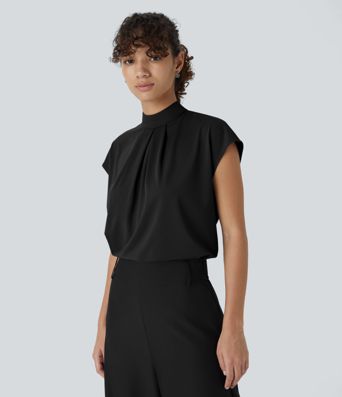 Arbeitsbluse mit Stehkragen, Knopfleiste auf der Rückseite und Flügelärmeln