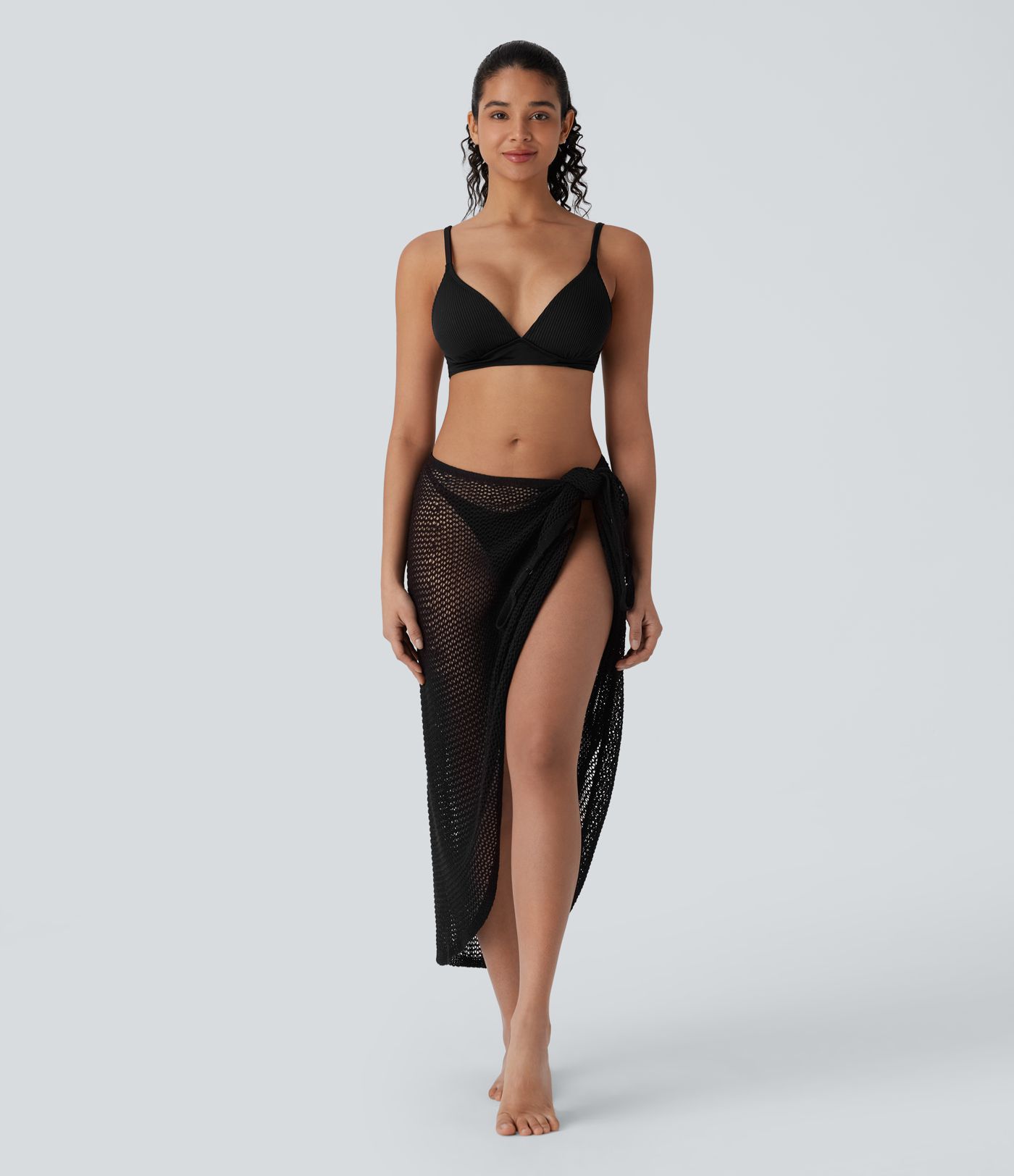 Cache-maillot ajouré à traverser