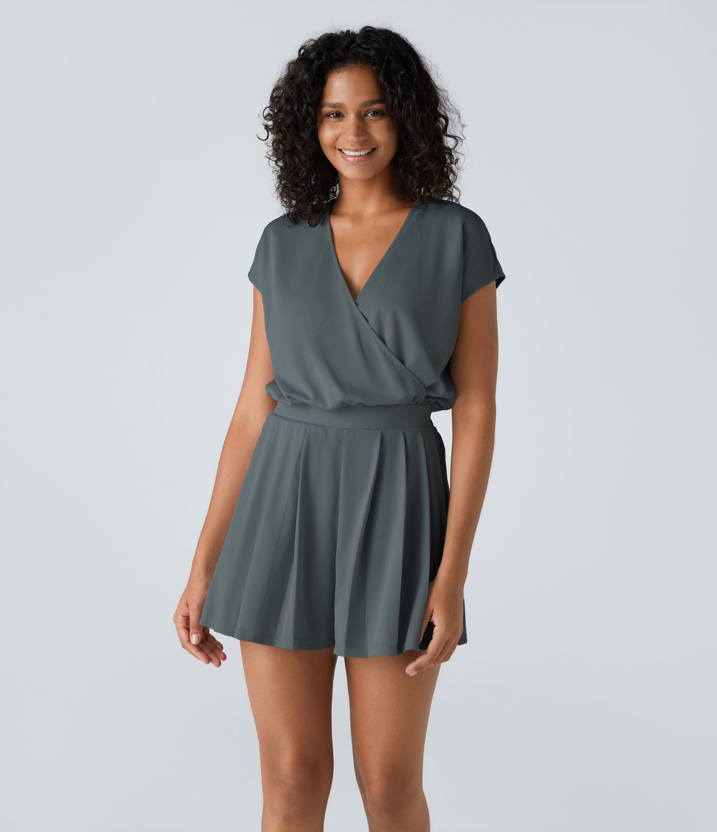 Combinaison décontractée en gaufre à col en V, manches courtes et poche