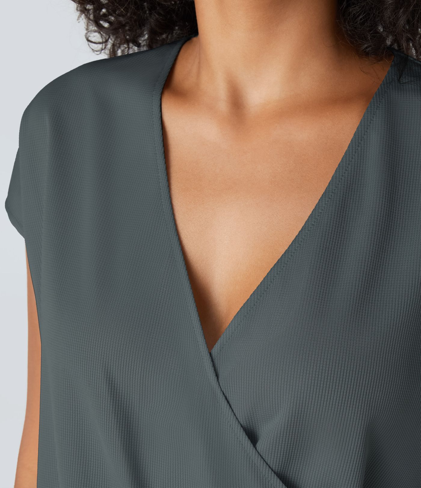 Combinaison décontractée en gaufre à col en V, manches courtes et poche