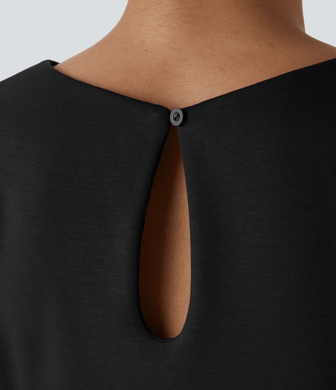 Mono manga corta abertura espalda lazo bolsillo lateral