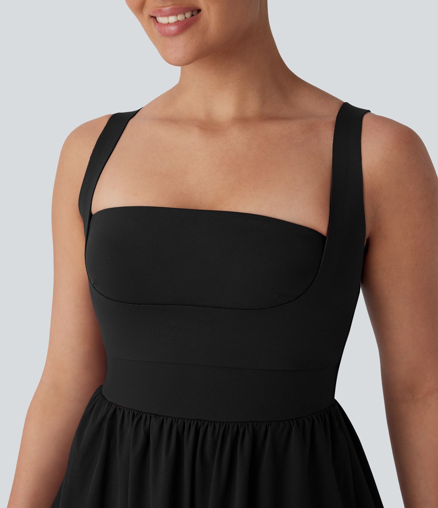 Breezeful™ - Fließendes Freizeit-Maxikleid mit quadratischen Ausschnitt, Seitentaschen und geformten Cups - Push Up