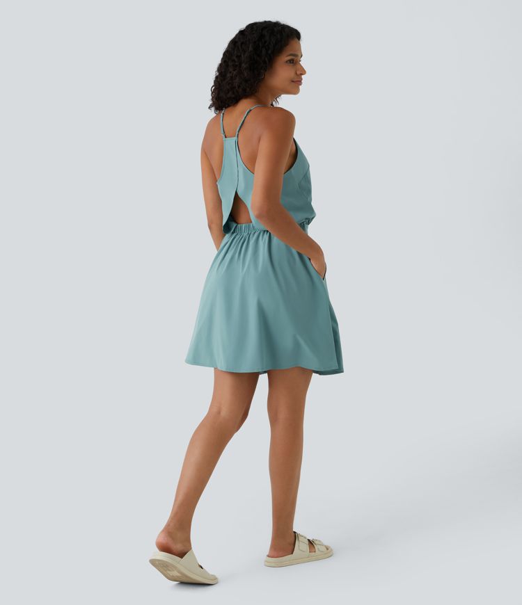 Breezeful™ Minivestido secado rápido pliegues bolsillo lateral sin espalda tirante ajustable