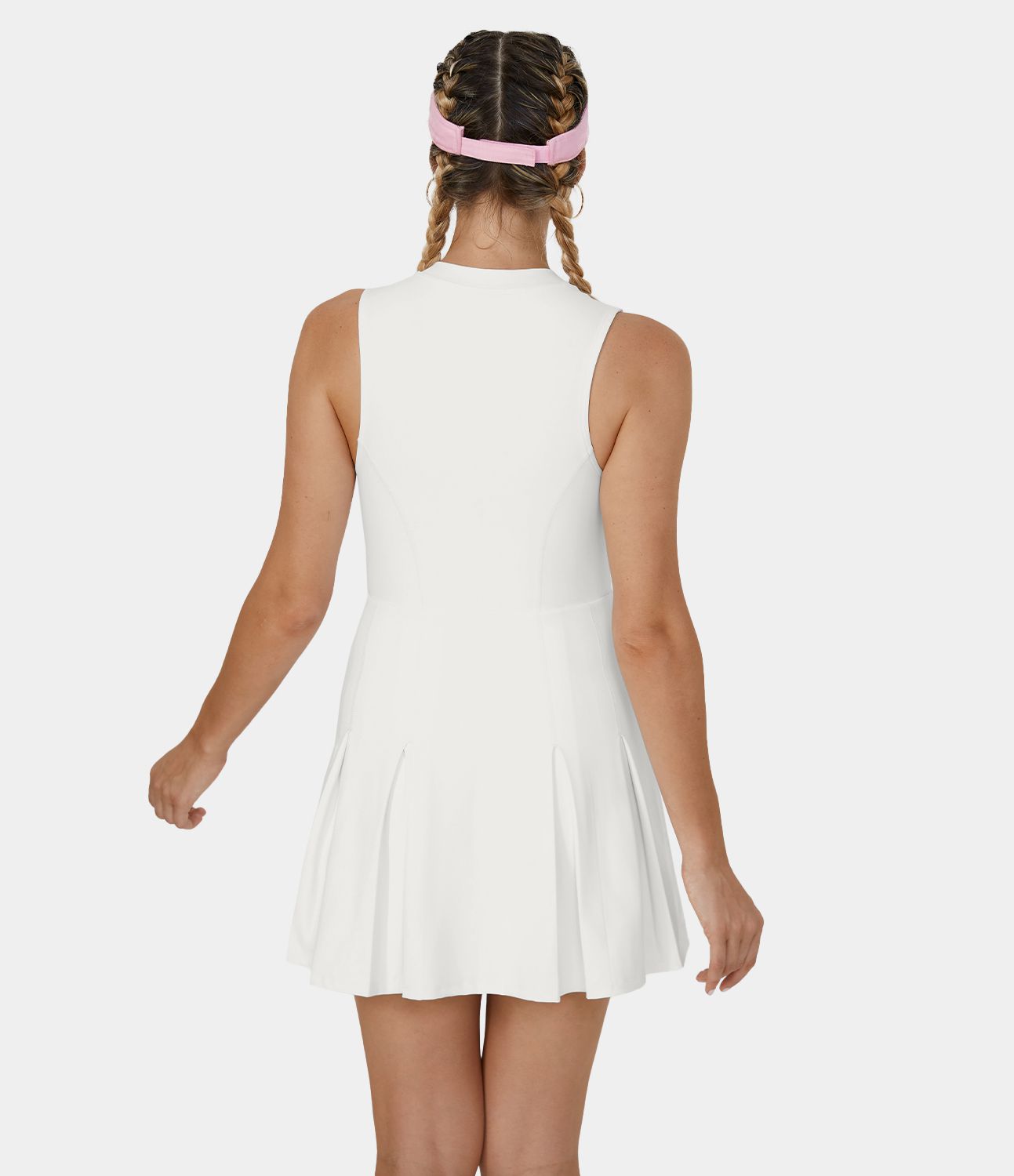 Ärmelloses, plissiertes Golfkleid mit V-Ausschnitt