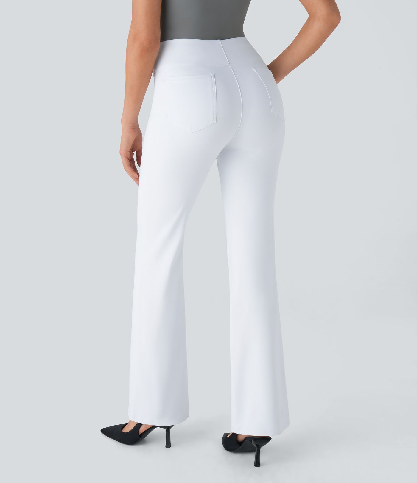 Pantalon tailleur légèrement évasé taille haute avec poches arrière Halara Flex™ SculptKnit
