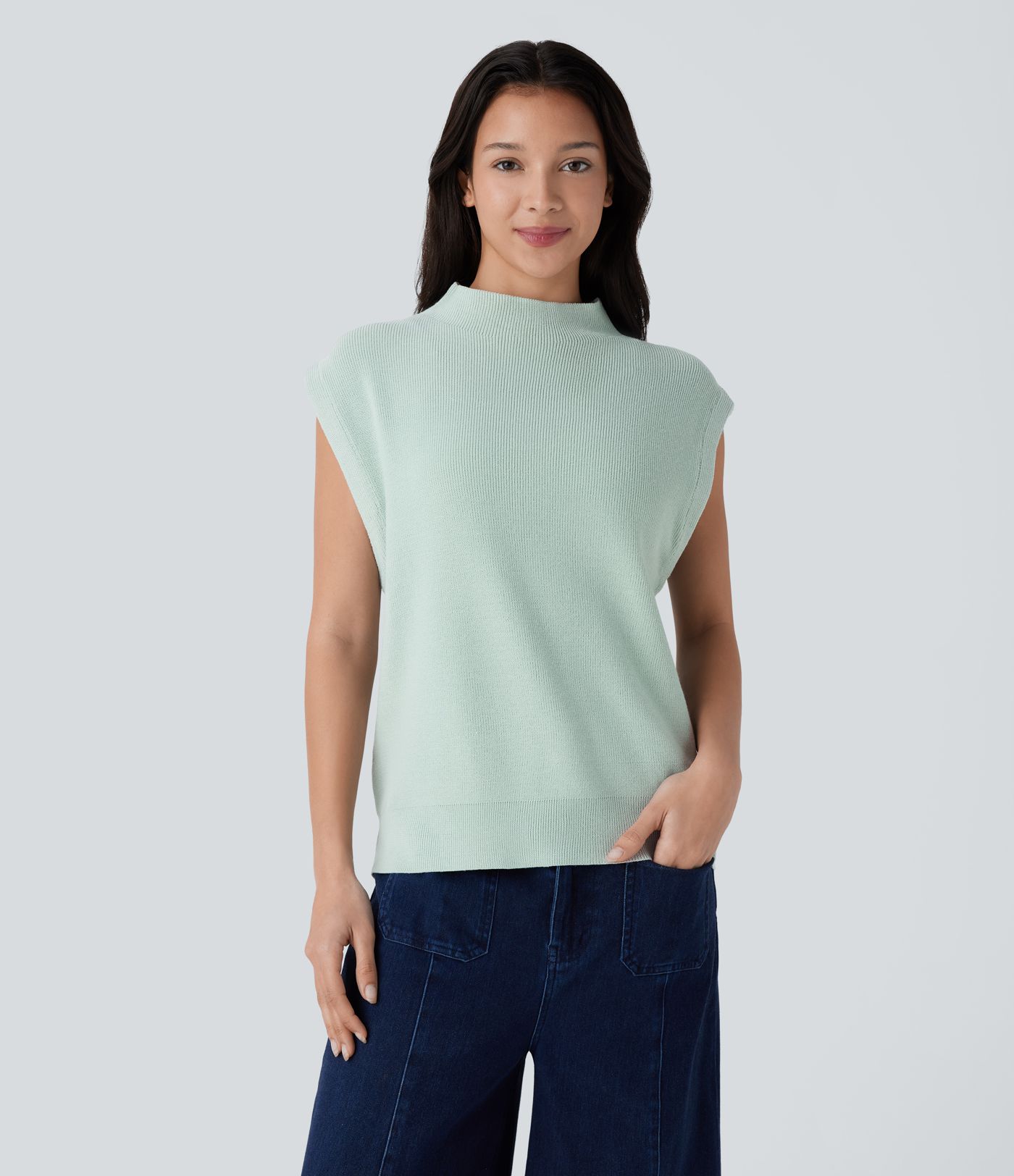 Lässiger Pullover mit Stehkragen und Flügelärmeln