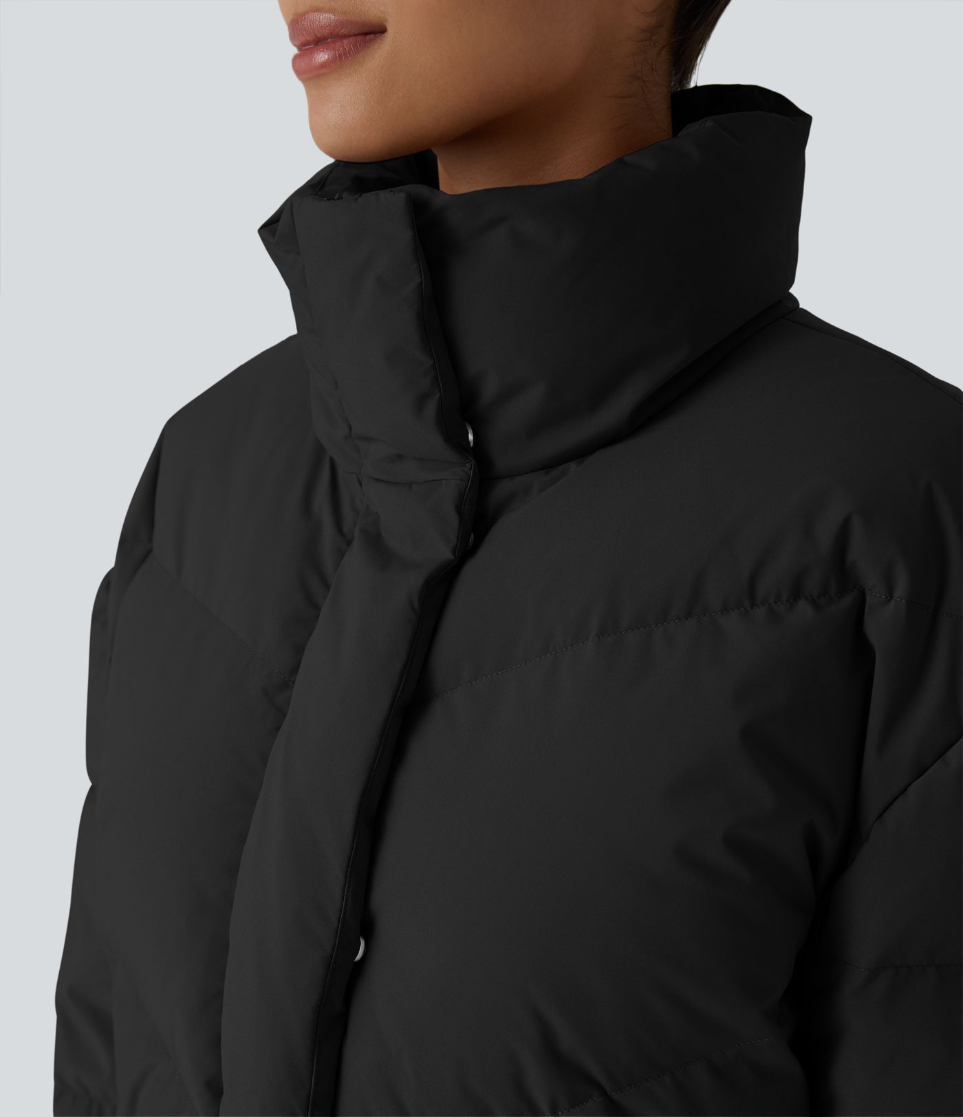 Lässige, wasserabweisende Puffer-Daunenjacke mit Trichterhals, Seitentaschen, Reißverschluss mit Druckknopf und Kordelzug am Saum