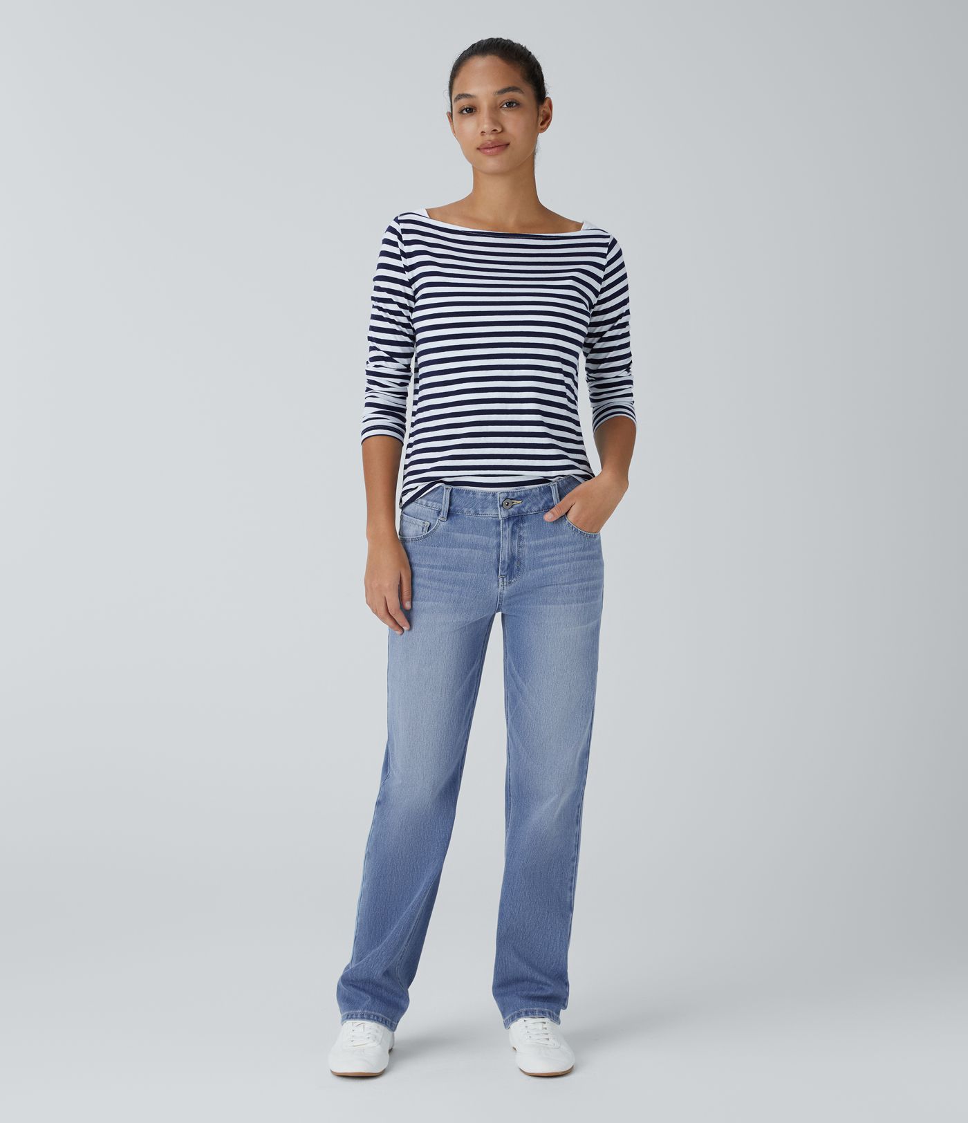 Halara Flex™ Low Rise Zipper Pockets Straight Leg Washed Casual Jeans