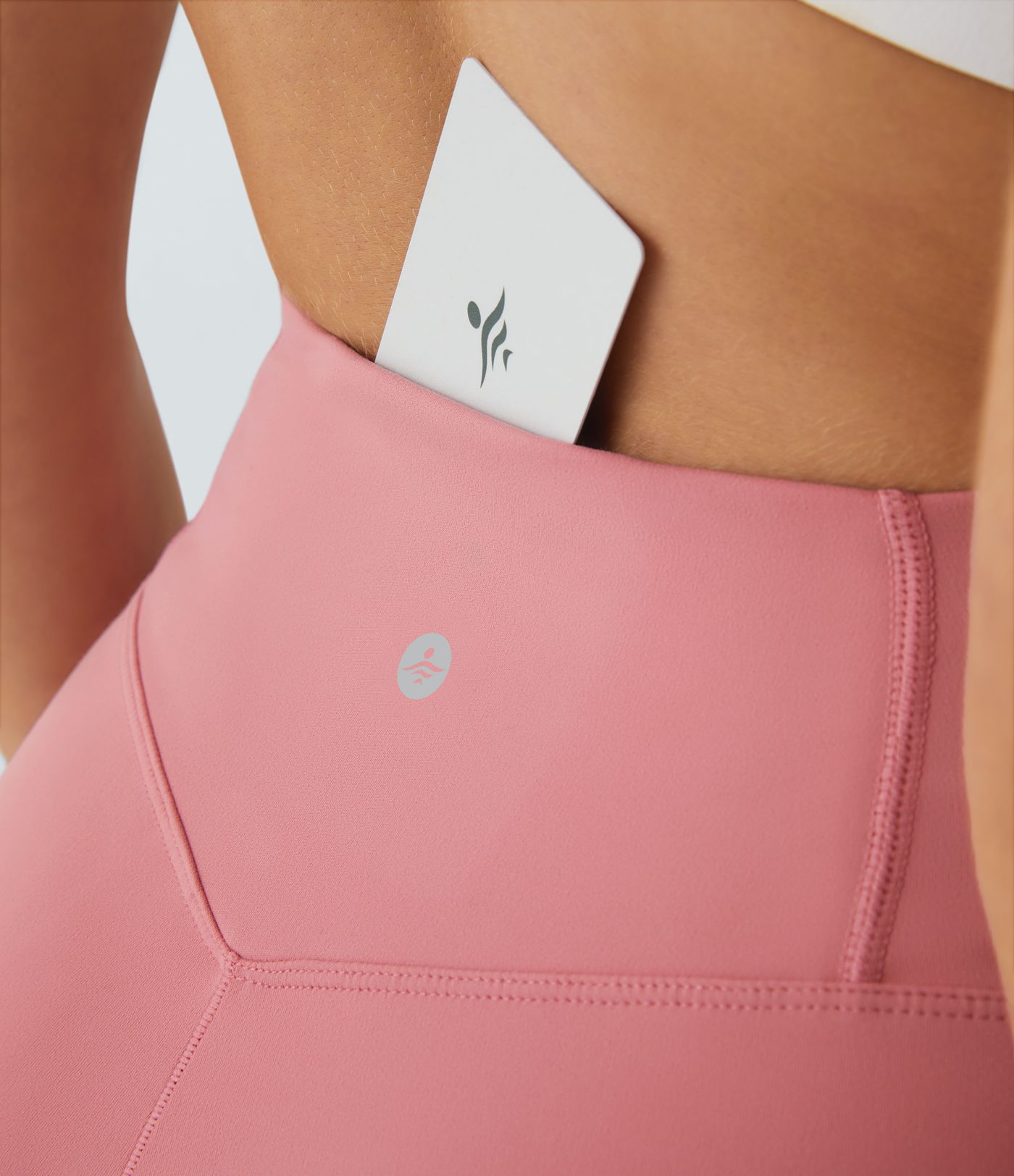 DayStretch Crossover High Waisted Pocket Leggings