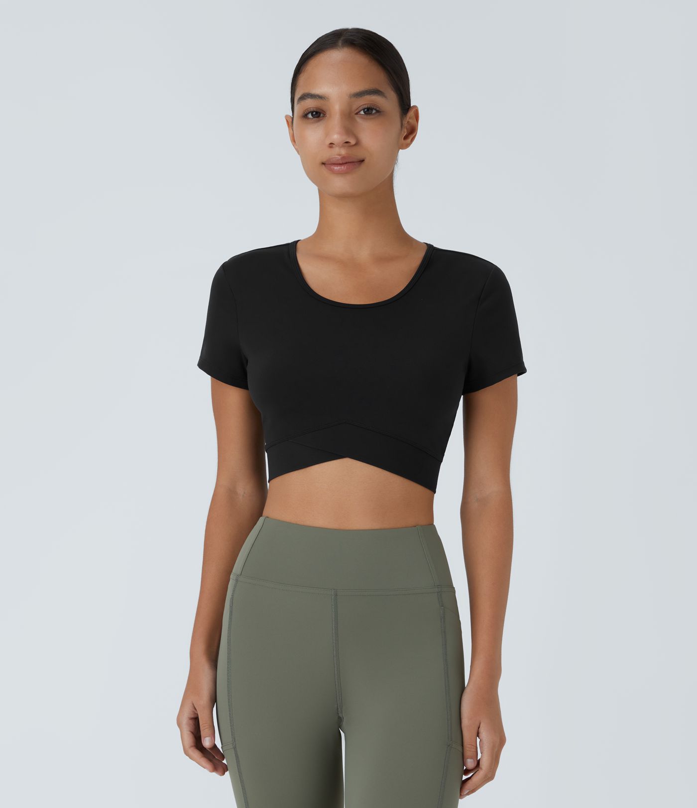 SoftlyZero™ Plush Crossover Hem Cropped Sports Top