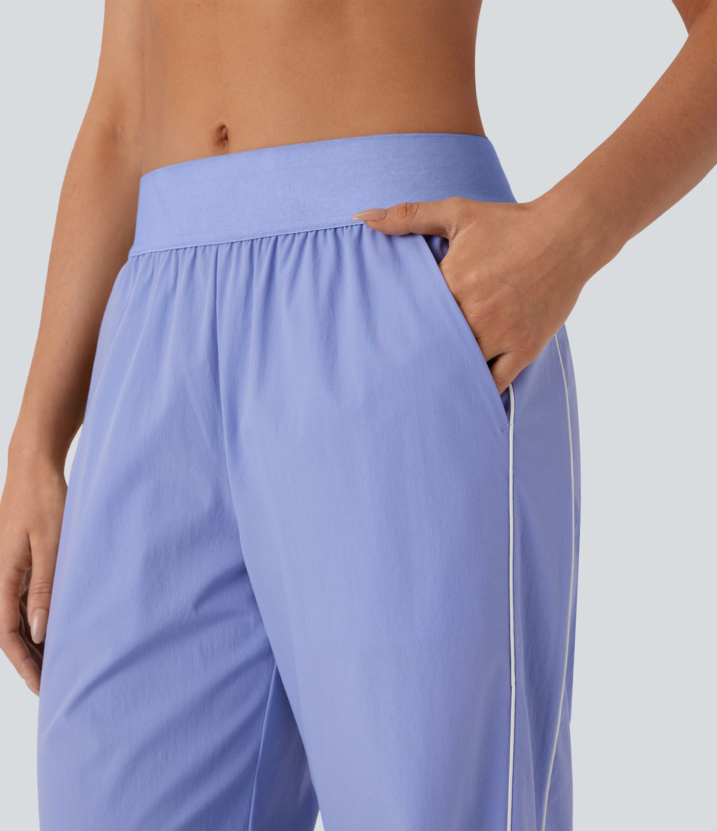 Water Repellent Wear-Resistant Reflective Mid Rise Side Pocket Straight Leg Yoga Trousers