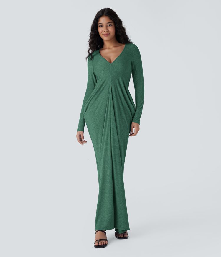 Maxi-Freizeitkleid mit tiefem V-Ausschnitt, langen Ärmeln und Rüschen