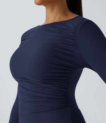 Geripptes Maxi-Kleid mit U-Boot-Ausschnitt und Taschen