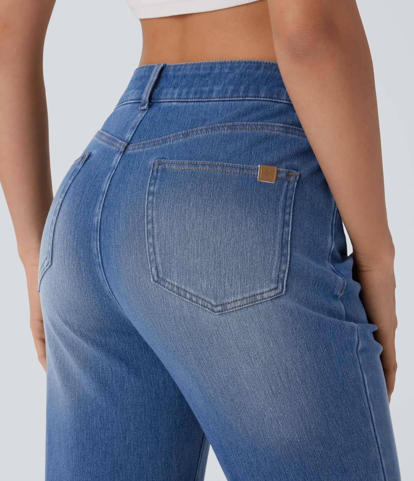 Jean bootcut décontracté extensible avec poches multiples, bouton, fermeture éclair et taille haute Halara Flex™
