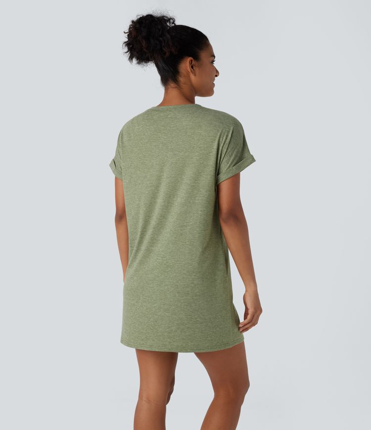 Mini-Freizeitkleid mit Rundhalsausschnitt, kurzen Ärmeln und Seitentaschen