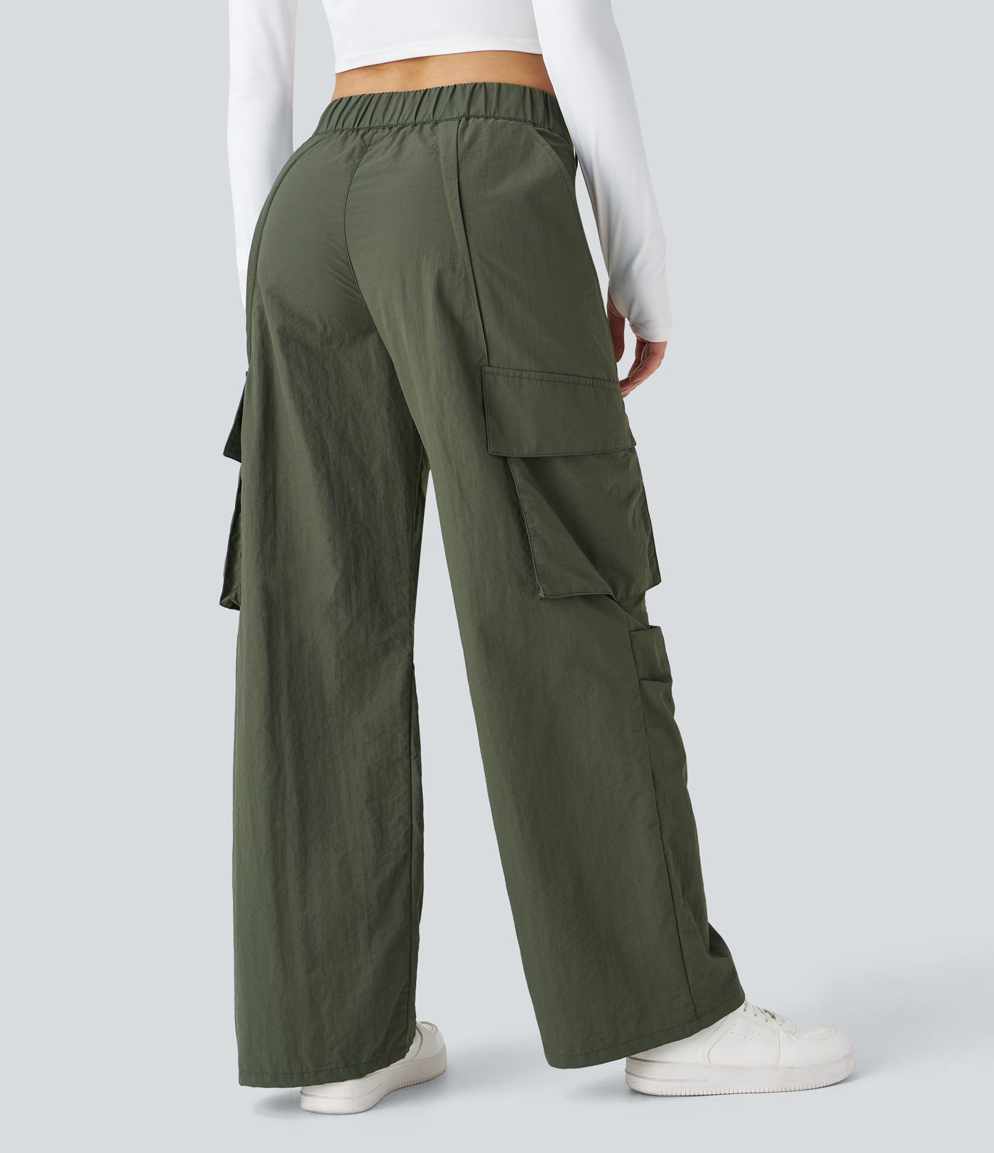 Pantaloni cargo casual a vita media con chiusura a bottone e zip, tasche laterali e gamba larga